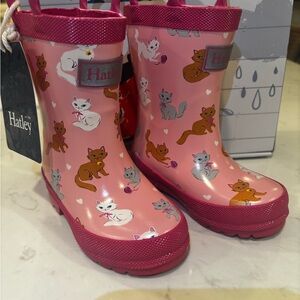 Hatley Fuchsia Rain Boots